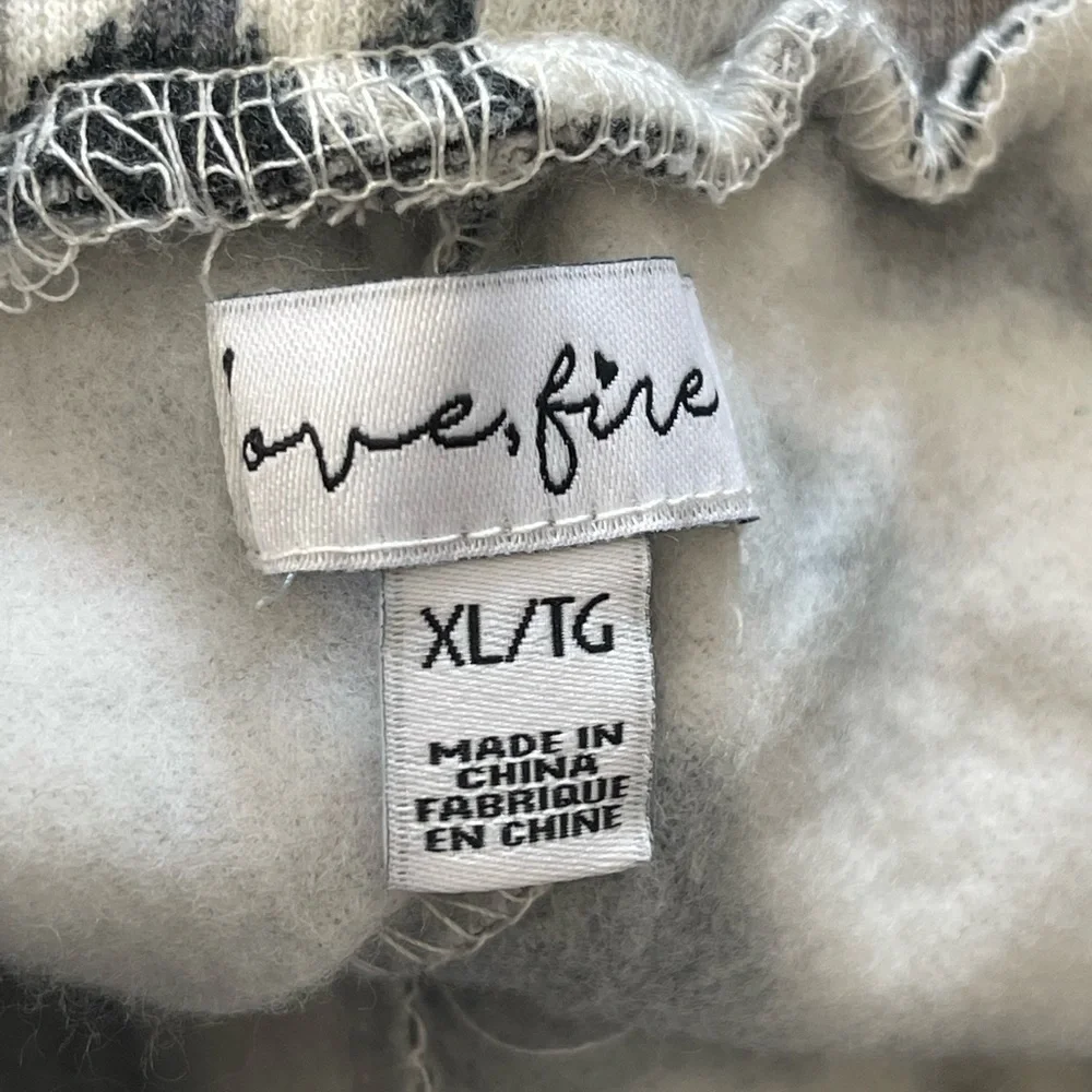 LOVE FIRE Tie Dye Cozy Girls Jogger Sweatpants size XL